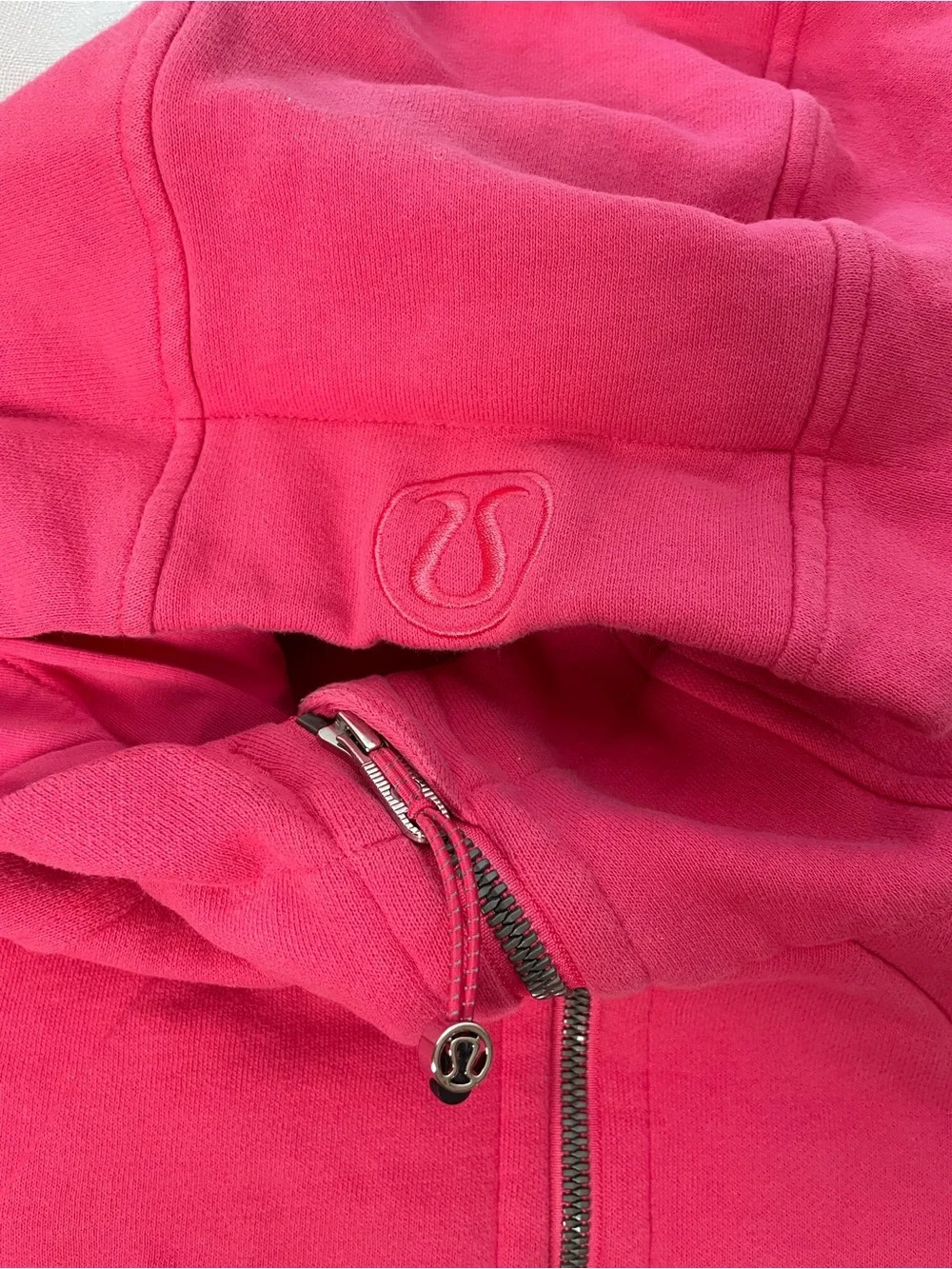 lululemon athletica fitted zip